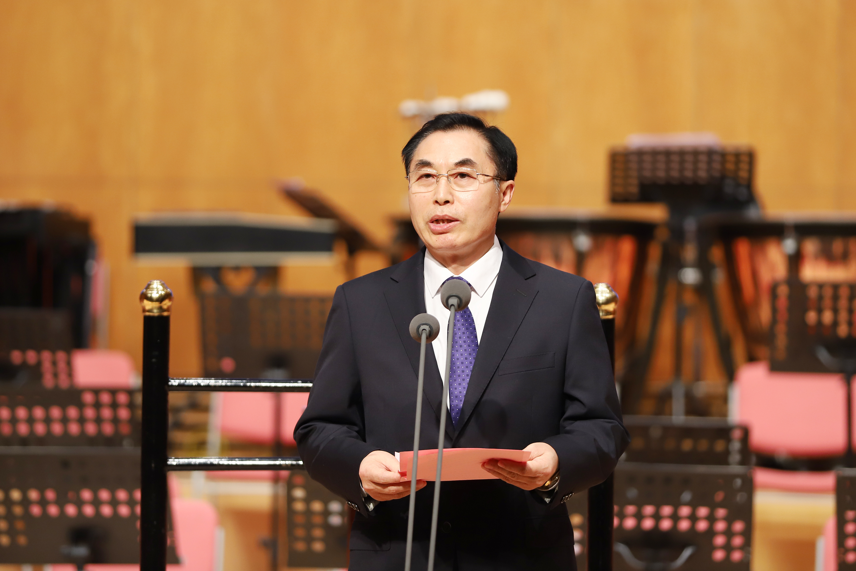 李金泉出席"异域同天:庆祝中泰建交45周年暨庆祝南京艺术学院建校108.